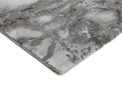Stilsichere Brücken und Teppiche mit Marmormotiv