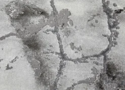 Stilsichere Brücken und Teppiche mit Marmormotiv