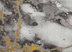 Stilsichere Brücken und Teppiche mit Marmormotiv