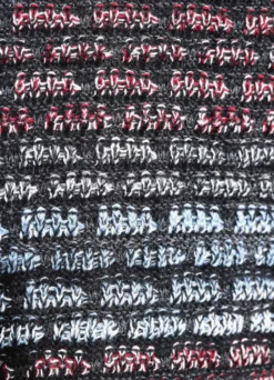 Strickjacke in aufwendiger Struktur mit Melange-Effekt