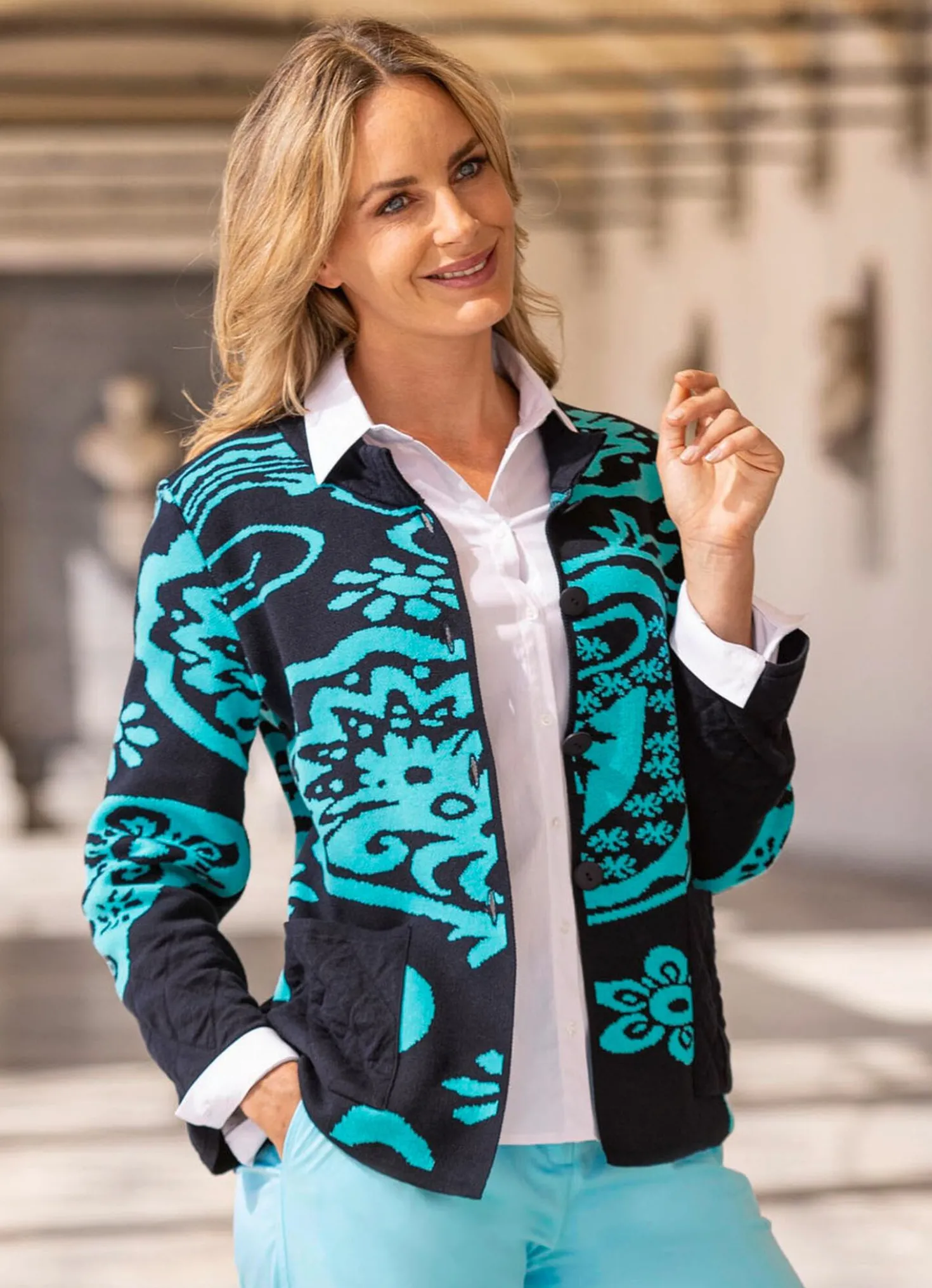 Strickjacke in Jacquard-Dessin
