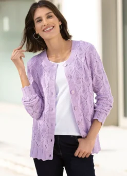 Strickjacke in Mustermix