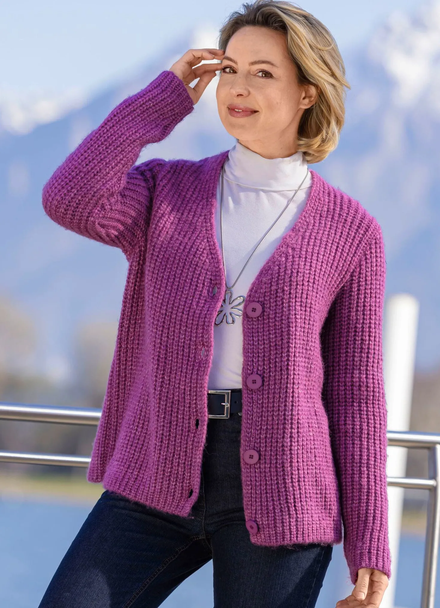 Strickjacke in superflauschigem Grobstrick