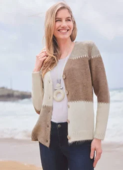Strickjacke in weichem Griff
