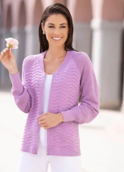 Strickjacke mit Cloquéstruktur