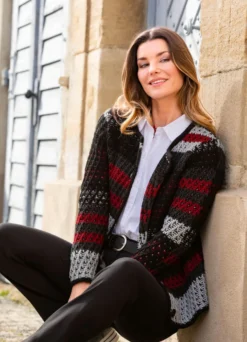 Strickjacke mit dezenten Glitzereffekten