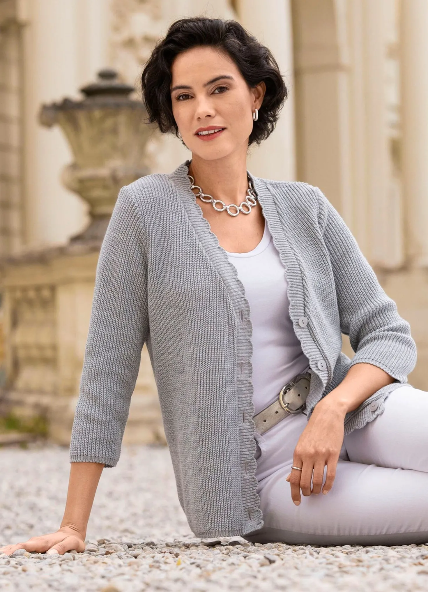 Strickjacke mit dezenten Glitzereffekten