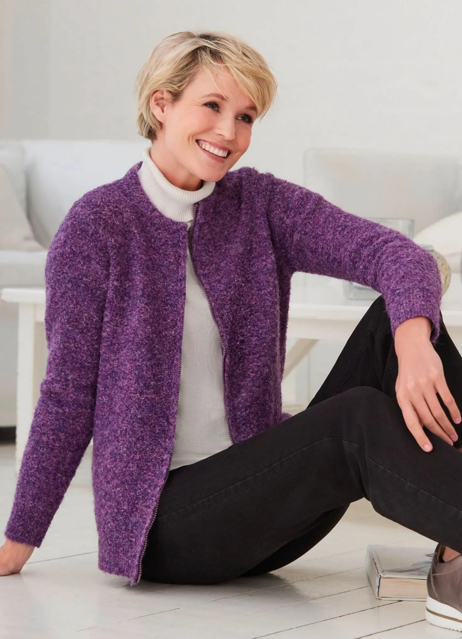 Strickjacke mit edlem Multicolor-Bouclé-Effekt