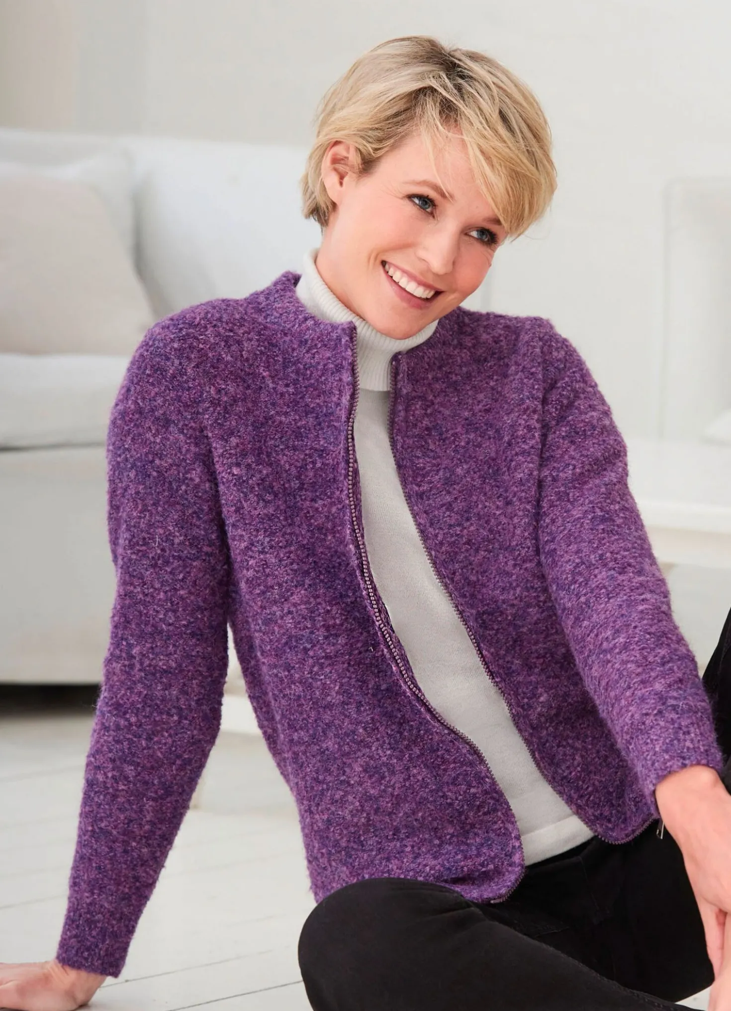 Strickjacke mit edlem Multicolor-Bouclé-Effekt