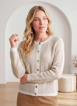 Strickjacke mit edlen Glitzerakzenten