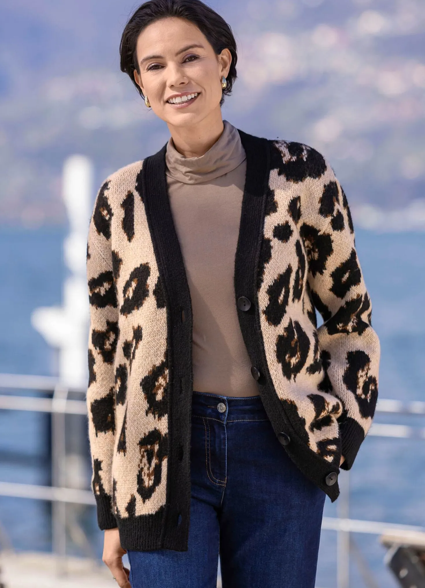 Strickjacke mit flauschigem Griff
