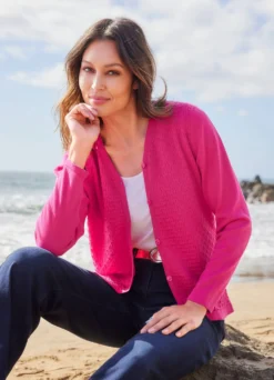 Strickjacke mit Strukturdessin
