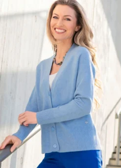 Strickjacke von JOY OF LIFE