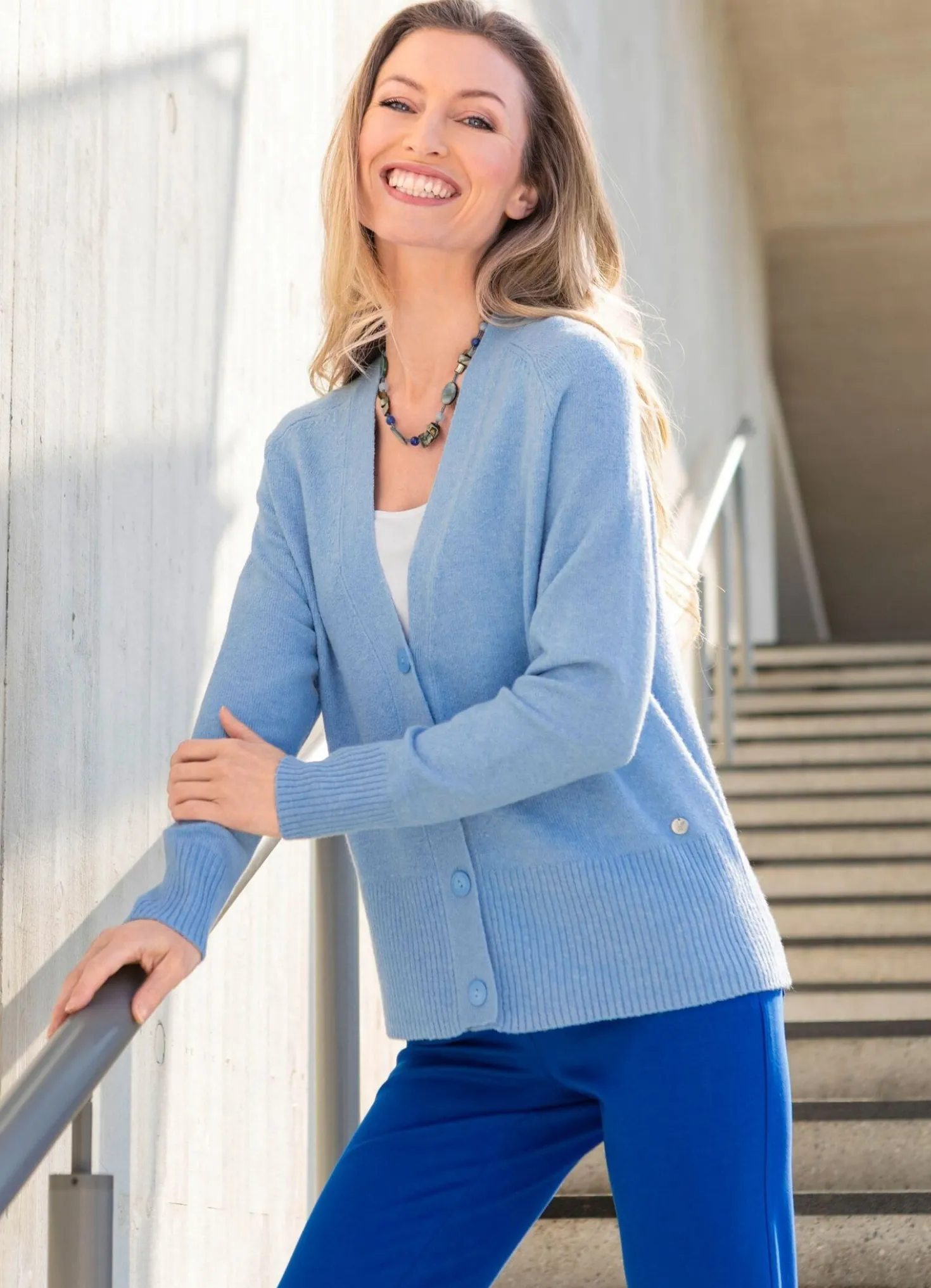 Strickjacke von JOY OF LIFE