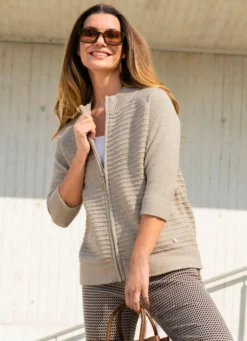 Strickjacke von JOY OF LIFE