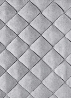 Stuhlhusse mit Taschen und Bandeinfassung