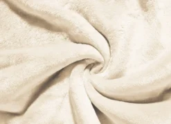 Superkuschelige Wohndecke in Teddyfleece-Qualität