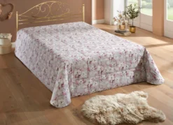 Tagesdecken mit Karosteppung und Kissenbezüge