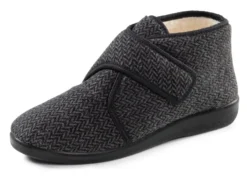 Textil-Stiefelette mit dezentem Fischgrat-Muster