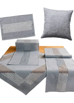 Tischdecke mit dekorativer Lochstanzung