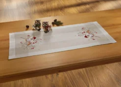 Tisch- und Raumdekoration mit Eulen-Motiv