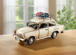 Trabant mit Dachgepäckträger