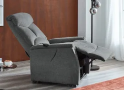 TV-Sessel mit Motor und Aufstehhilfe