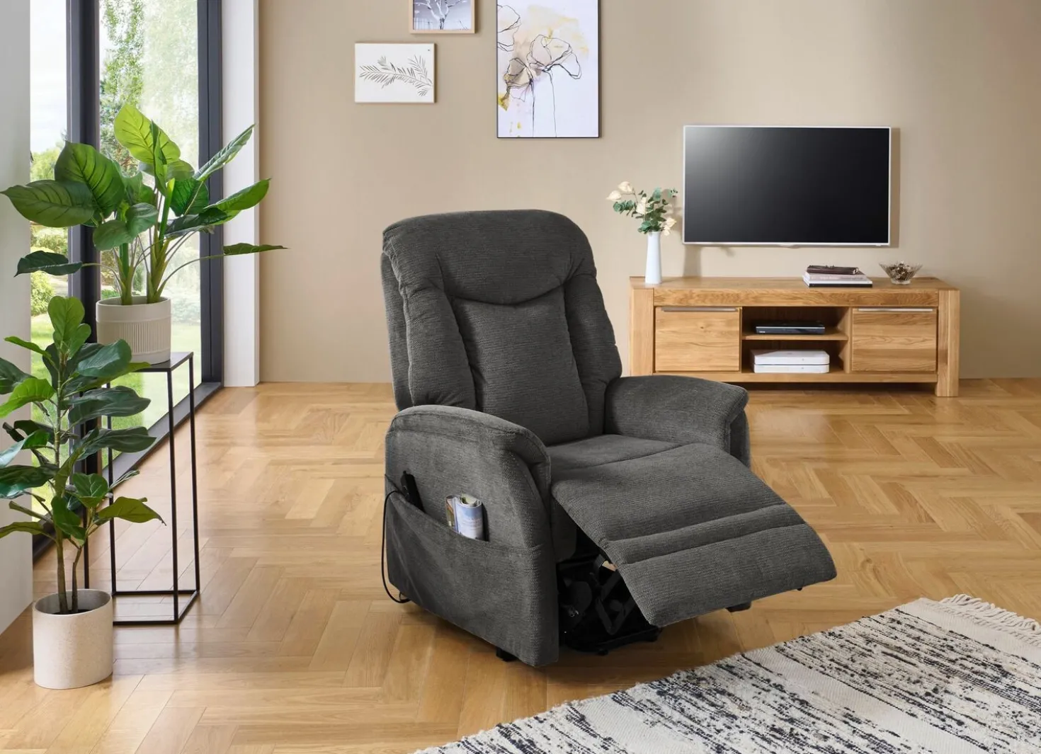 TV-Sessel mit Motor und Aufstehhilfe