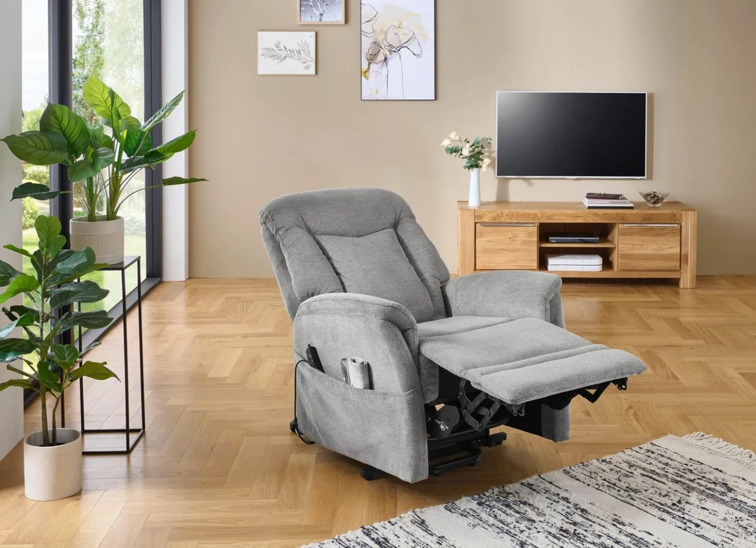 TV-Sessel mit Motor und Aufstehhilfe