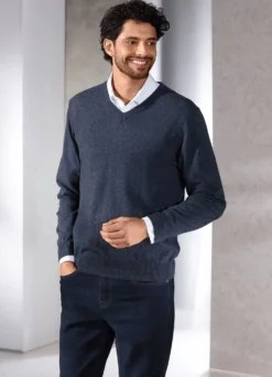 Unifarbener V-Pullover