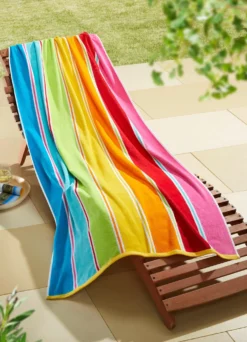 Velours-Strandlaken mit besonders saugfähiger Rückseite