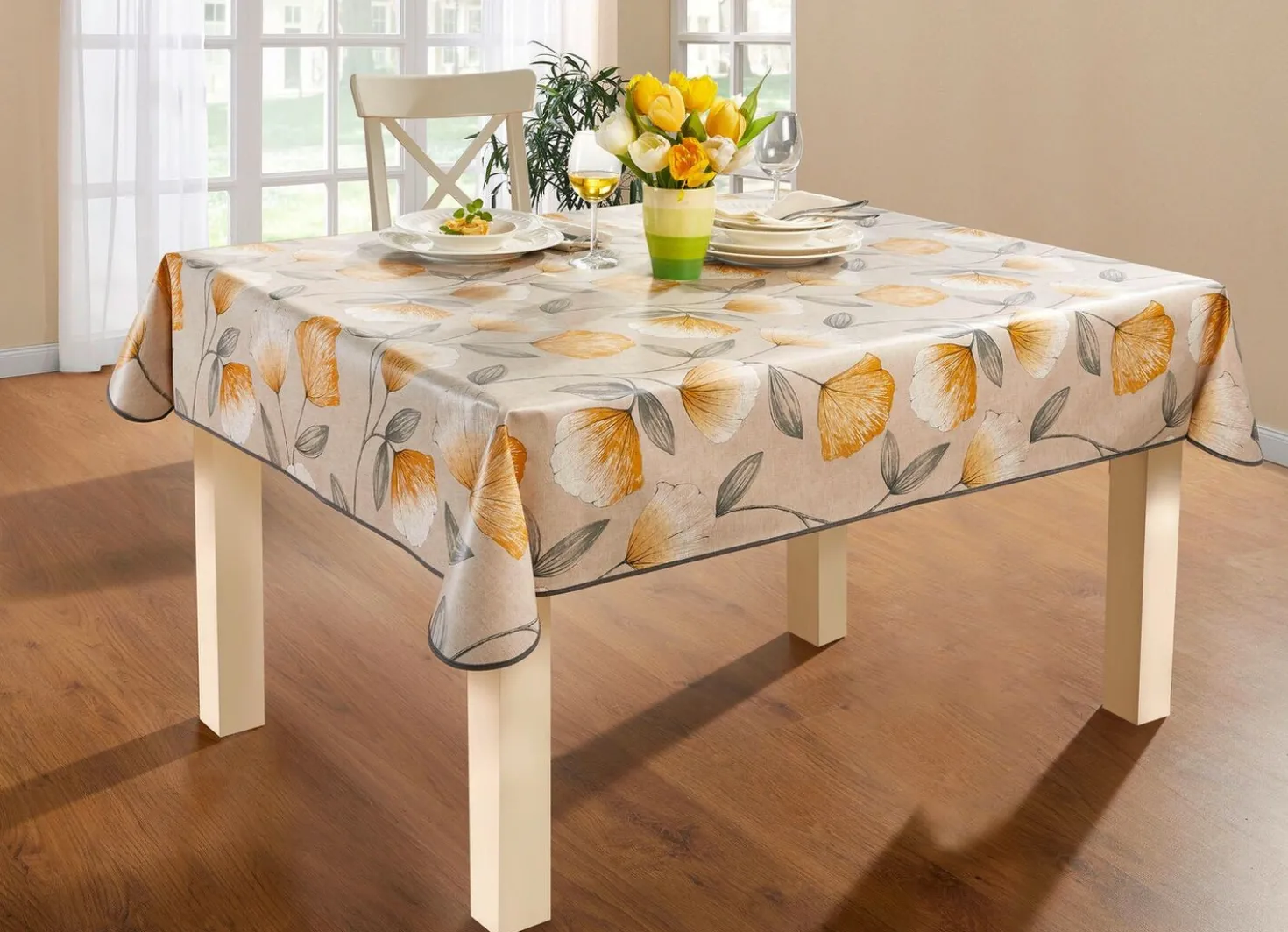 Wachstuch-Tischdecke mit Ginkgo-Motiven