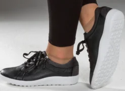 Waldläufer, bequeme Damen-Schnürschuhe, Weite K, mit herausnehmbarem Fußbett