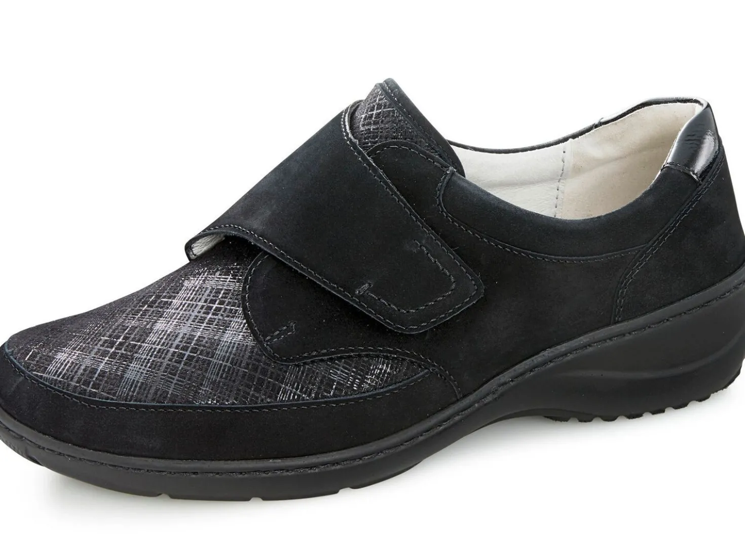 Waldläufer Slipper mit Stretchmaterial im Ballenbereich
