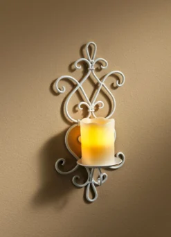 Wandkerzenhalter mit LEDKerzen