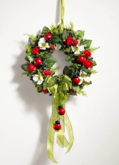 Wandkranz mit Rosen und Marienkäfern