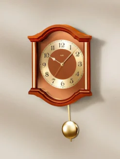 Wanduhr aus Holz