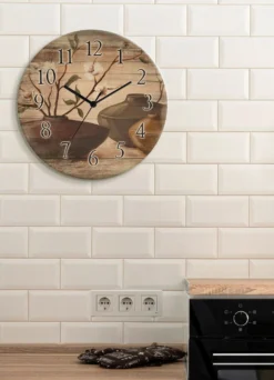 Wanduhr im Vintage-Look