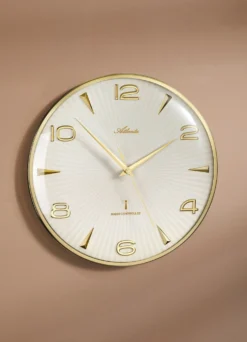 Wanduhr mit Funkuhrwerk