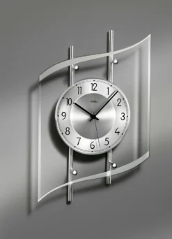 Wanduhr mit Funkuhrwerk