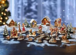 Winterliche Szene: Tolle Himmelsboten im Winterwald