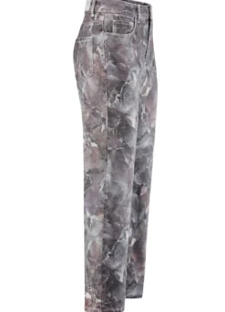 Wunderschön dessinierte Hose