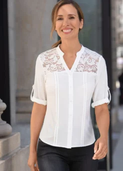 Zart transparente Bluse