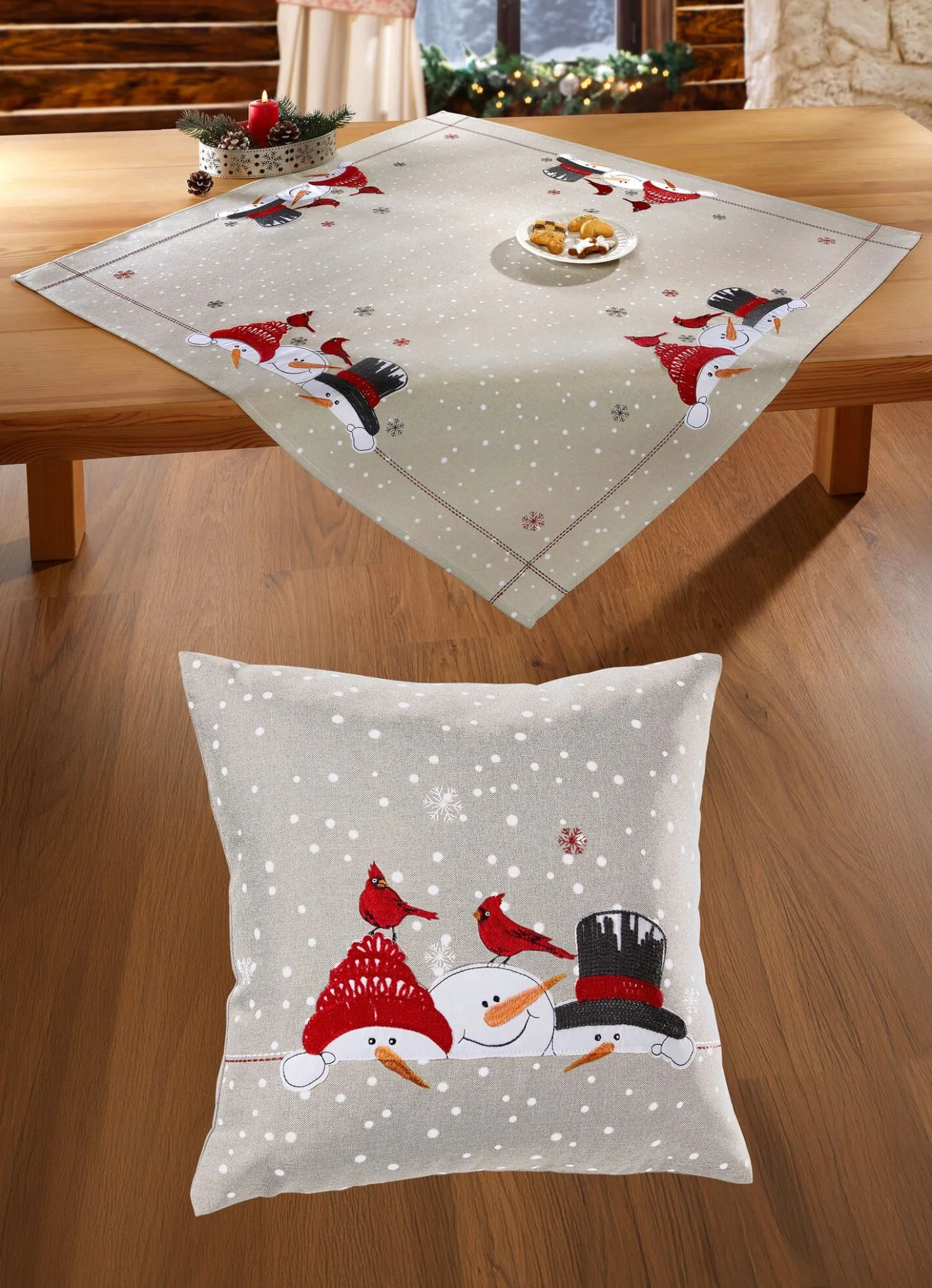 Zauberhafte Tisch- und Raumdekoration mit Schneemann-Motiven
